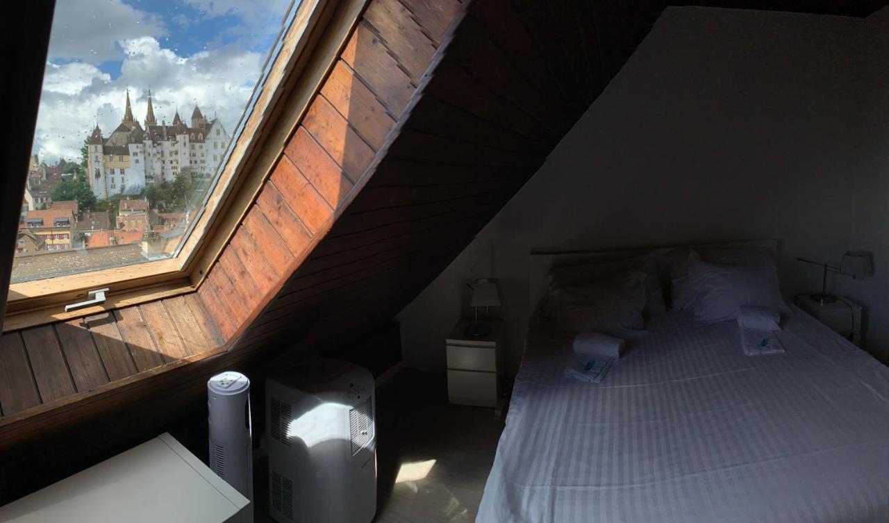 Luxury Duplex Vue Chateau Neuchâtel Exteriör bild