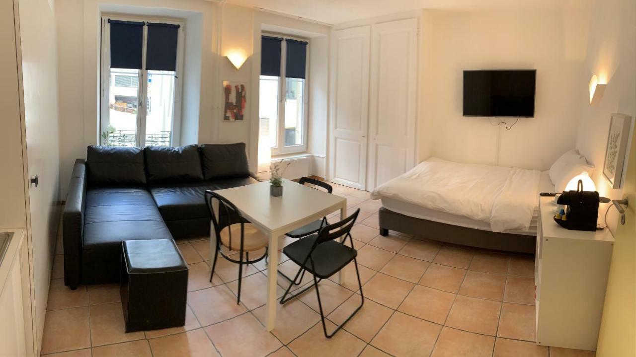 Luxury Duplex Vue Chateau Neuchâtel Exteriör bild