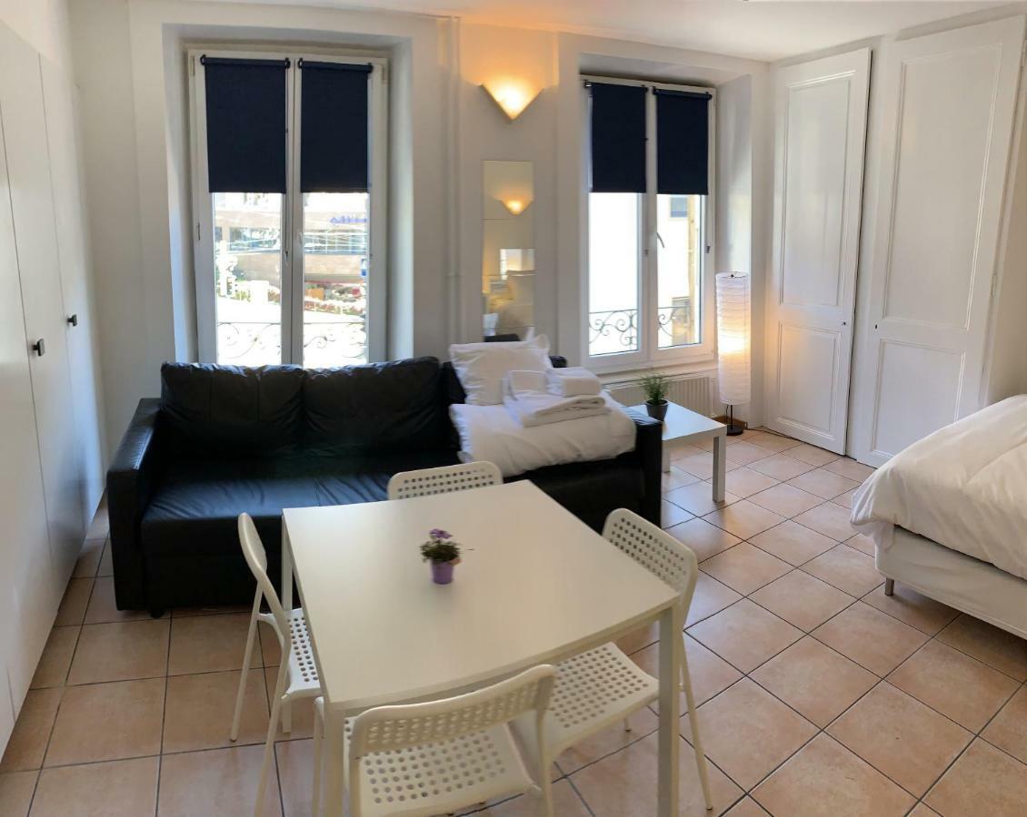 Luxury Duplex Vue Chateau Neuchâtel Exteriör bild